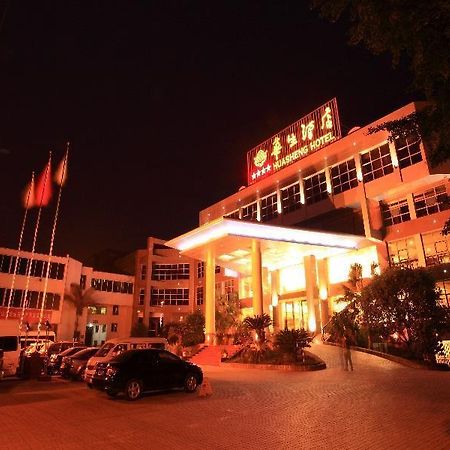 Emeishan Huasheng Hotel Zewnętrze zdjęcie